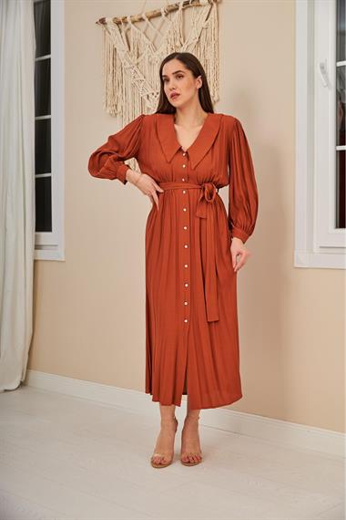 Toptan Kiremit Düğmeli ve Kuşaklı Elbise