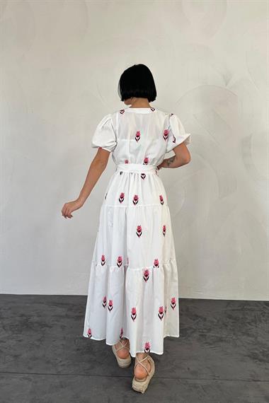 Toptan Kırmızı Lale Nakışlı Elbise