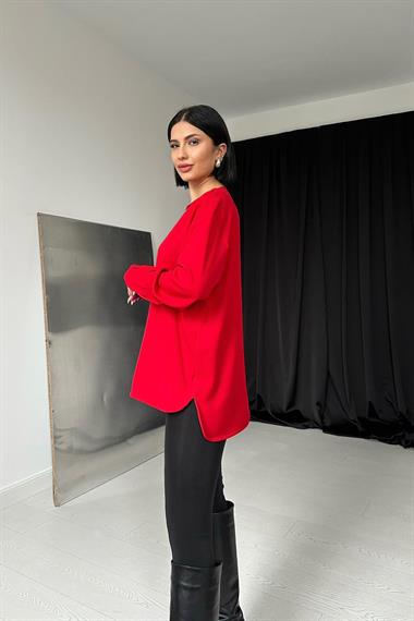 Toptan Kırmızı Yakası Broşlu Bluz