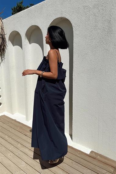 Toptan Lacivert Spagetti Yaka Önü Pileleli Elbise