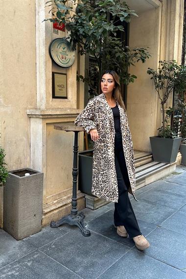 Toptan Leopar Ön ve Arkası Pelerinli Kaban