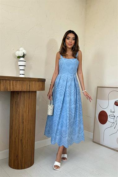 Toptan Mavi Askılı Aparatlı Brode Elbise