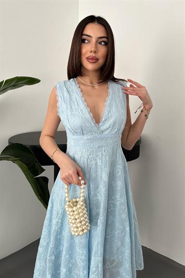 Toptan Mavi Brodeli Elbise