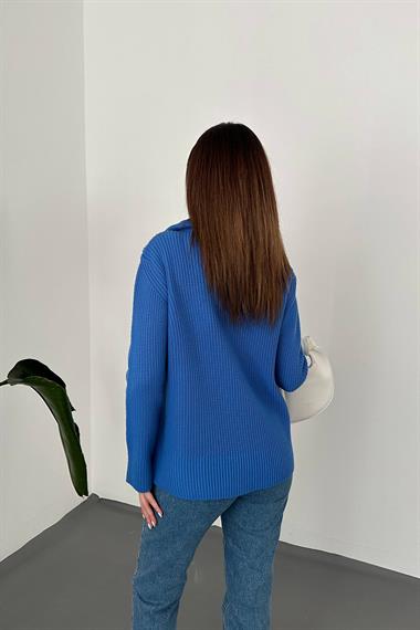 Toptan Mavi Fermuarlı ve Boğazlı Triko Kazak