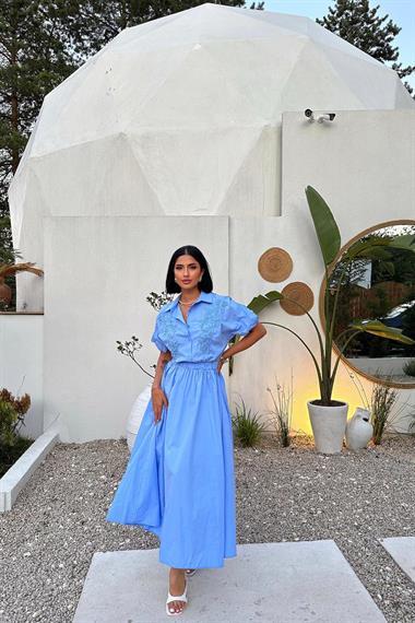 Toptan Mavi Nakışlı İşlemeli Elbise