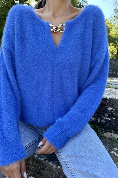 Toptan Mavi Yakası Zincirli Triko Kazak