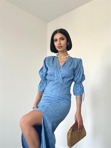 Toptan Mavi Yırtmaçlı Jakar Elbise