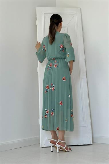 Toptan Mint Eteği Piliseli Çiçek Desenli Elbise