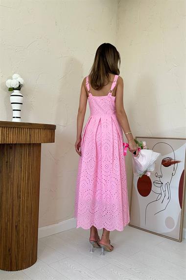 Toptan Pembe Askılı Aparatlı Brode Elbise