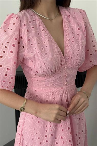 Toptan Pembe Büzgü Detaylı Dantelli Brode Elbise
