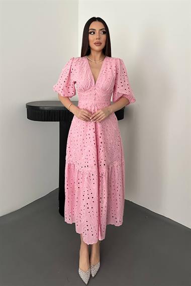 Toptan Pembe Büzgü Detaylı Dantelli Brode Elbise