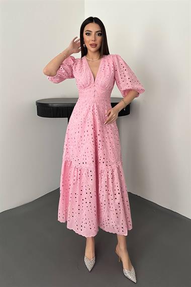 Toptan Pembe Büzgü Detaylı Dantelli Brode Elbise
