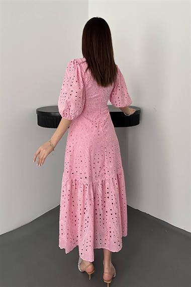 Toptan Pembe Büzgü Detaylı Dantelli Brode Elbise