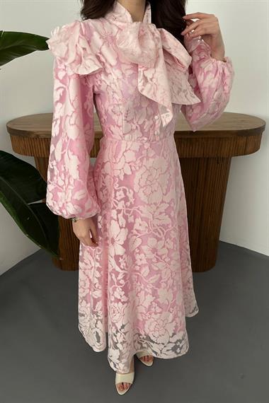 Toptan Pembe Yakası Fular Detaylı Elbise
