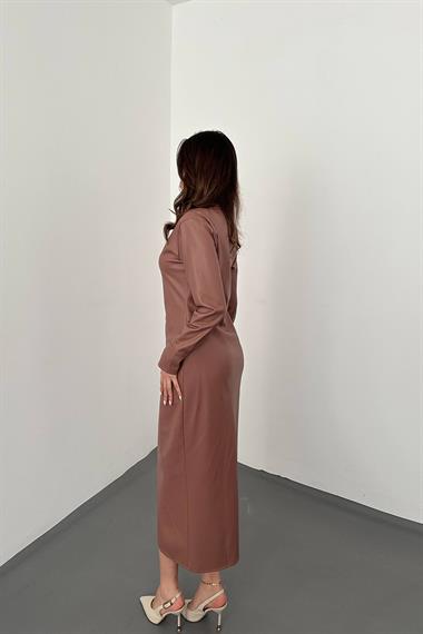 Toptan Pudra Boydan Düğmeli Deri Elbise