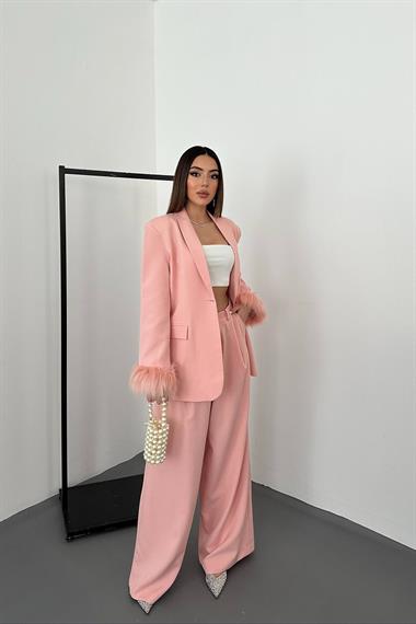 Toptan Pudra Kol Ucu Tüylü Ceket & Pantolon Takım