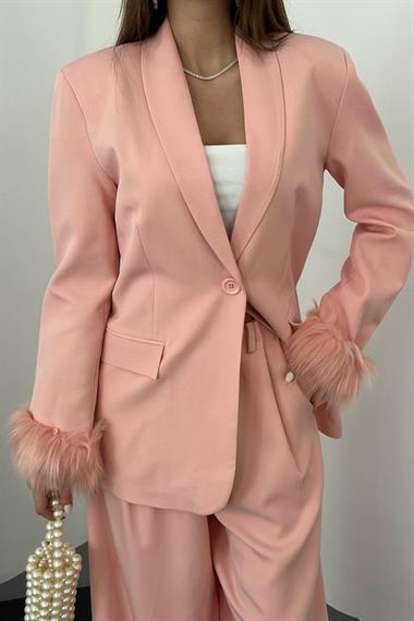 Toptan Pudra Kol Ucu Tüylü Ceket & Pantolon Takım