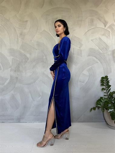 Toptan Saks Taş Şeritli Yırtmaçlı Kadife Elbise