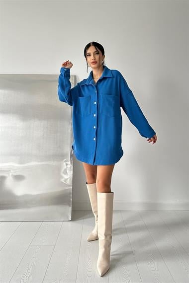 Toptan Saks Yandan Yırtmaçlı Gömlek