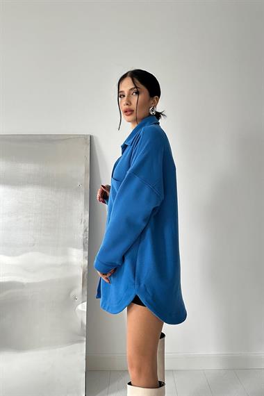 Toptan Saks Yandan Yırtmaçlı Gömlek