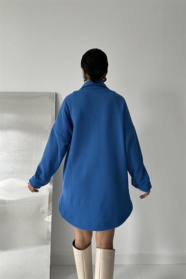 Toptan Saks Yandan Yırtmaçlı Gömlek