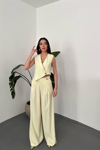 Toptan Sarı Asimetrik Yelek Ve Pantolon Takım