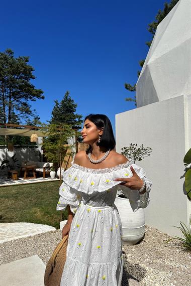 Toptan Sarı Omuzları Lastikli Brode Elbise
