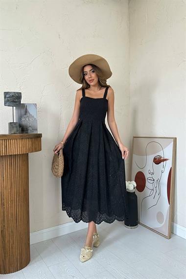 Toptan Siyah Askılı Aparatlı Brode Elbise