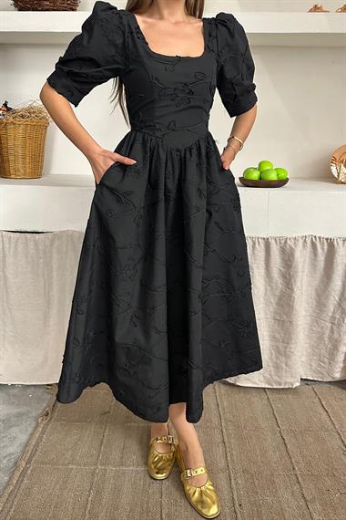 Toptan Siyah Balon Kollu Brode Elbise