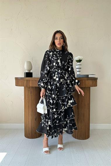 Toptan Siyah Beyaz Kat Kat Kuşaklı Elbise