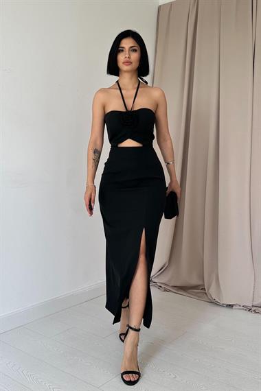 Toptan Siyah Boyundan Bağlamalı Güllü Elbise