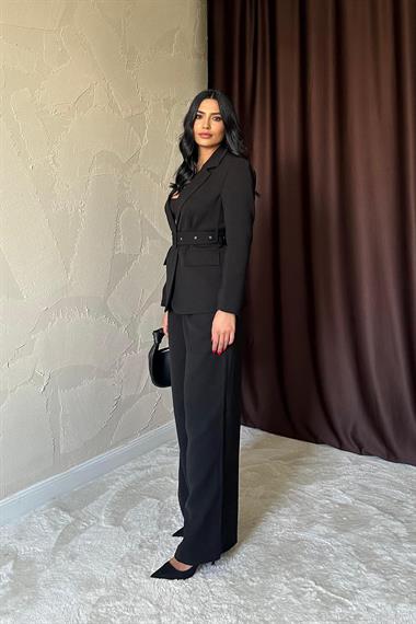 Toptan Siyah Cep Kapaklı ve Kemerli Ceket