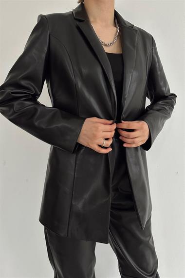 Toptan Siyah Düğmeli Deri Ceket