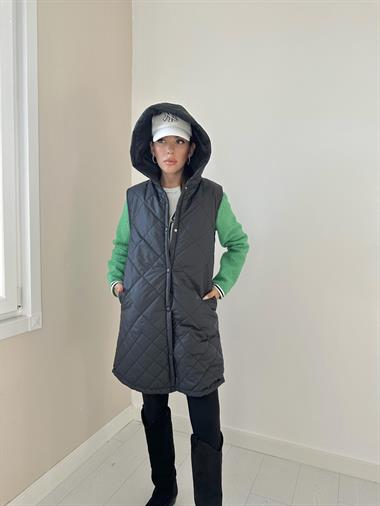 Toptan Siyah Kapitone Uzun Yelek