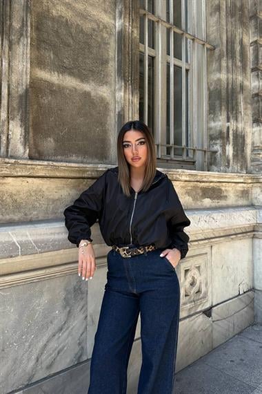 Toptan Siyah Kısa Fermuarlı Bomber Ceket