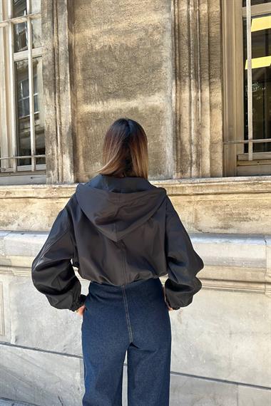 Toptan Siyah Kısa Fermuarlı Bomber Ceket