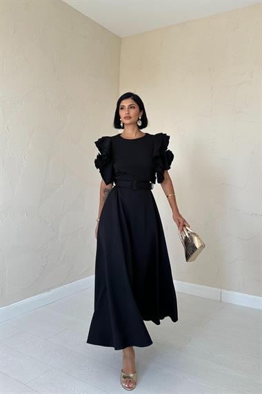 Toptan Siyah Kolları Volanlı Kemerli Elbise
