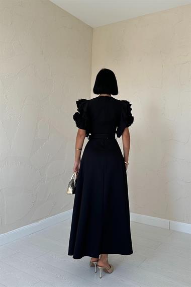 Toptan Siyah Kolları Volanlı Kemerli Elbise