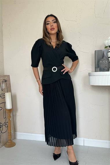 Toptan Siyah Kruvaze Yaka Piliseli Elbise