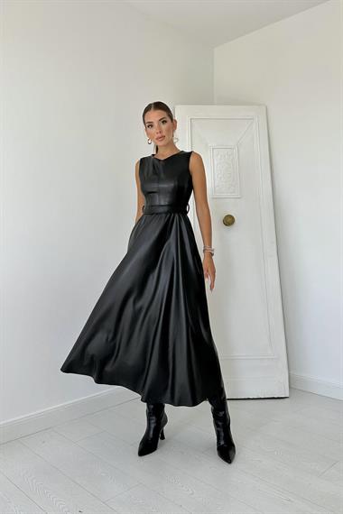 Toptan Siyah Kuşaklı Deri Elbise