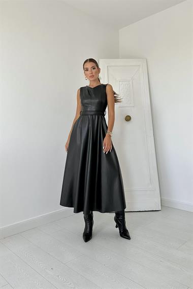 Toptan Siyah Kuşaklı Deri Elbise