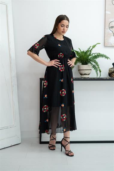 Toptan Siyah Nakış İşlemeli Şifon Elbise