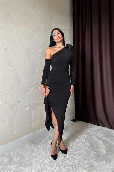 Toptan Siyah Omzu Güllü Yırtmaçlı Elbise