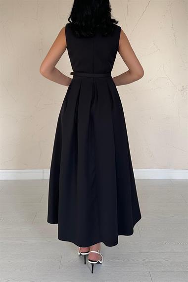 Toptan Siyah Önü Britli Pileli Elbise