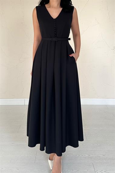 Toptan Siyah Önü Britli Pileli Elbise