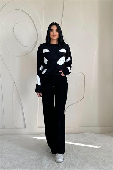 Toptan Siyah Taşlı Triko Kazak