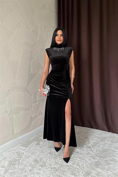 Toptan Siyah Yakası Taşlı Büzgülü Elbise