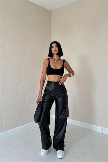 Toptan Siyah Yanlardan Cepli Deri Pantolon