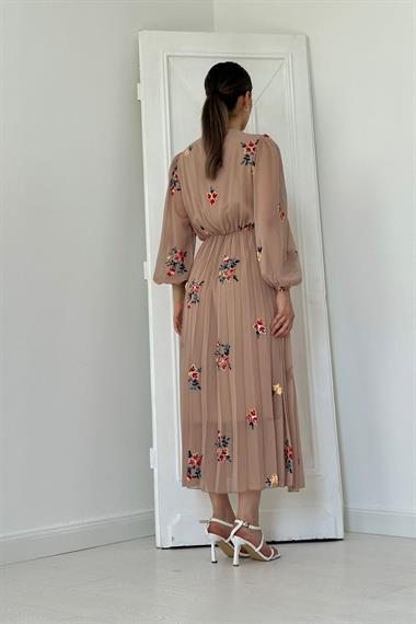 Toptan Vizon Eteği Piliseli Çiçek Desenli Elbise