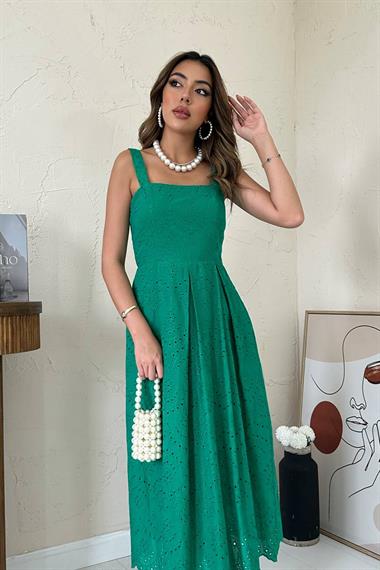 Toptan Yeşil Askılı Aparatlı Brode Elbise